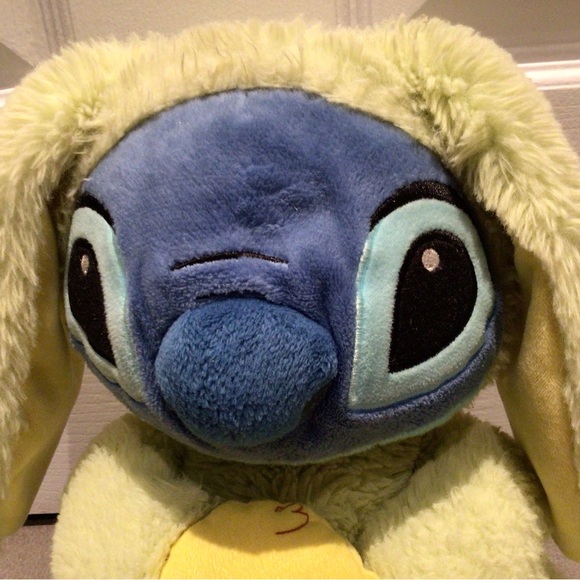 Disney store 2019 - yellow bunny Easter Stitch - Picture 5 of 5